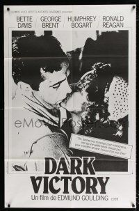 2p381 DARK VICTORY French 31x47 R80s different image of Bette Davis & Humphrey Bogart kissing!