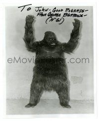 2y016 GEORGE BARROWS signed 8.25x10 REPRO still '80s great image of the famous gorilla performer!