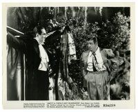 2z052 ABBOTT & COSTELLO MEET FRANKENSTEIN 8.25x10 still R56 Lou stares at Bela Lugosi as Dracula!