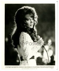 2z226 COAL MINER'S DAUGHTER 8x10 still '80 best c/u of Sissy Spacek as country singer Loretta Lynn!