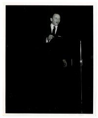 2z351 FRANK SINATRA 8.25x10 publicity photo '60s the legendary singer performing by Sheffield!