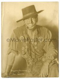 2z368 GAUCHO deluxe 6.5x8.5 still '27 incredible smiling close up of suave outlaw Douglas Fairbanks!