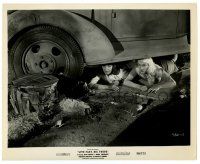 2z570 LIVE FAST DIE YOUNG 8.25x10 still '58 Mary Murphy & Norma Eberhardt hiding under car!