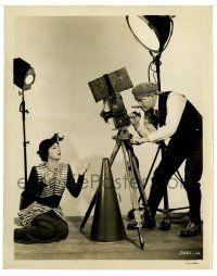 2z636 MERTON OF THE MOVIES 8x10.25 still '47 wacky Red Skelton photographing Virginia O'Brien!