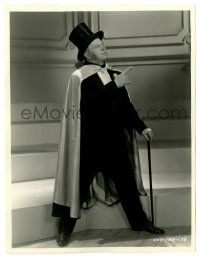2z641 MIGHTY BARNUM 8x10 key book still '34 best portrait of Wallace Beery wearing top hat & cape!