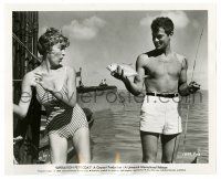 2z695 OPERATION PETTICOAT candid 8.25x10 still '59 Janet Leigh scared of fish Tony Curtis caught!