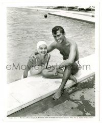 2z765 ROBERT EVANS 8.25x10 still '57 by the swimming pool with his arm around a pretty girl!