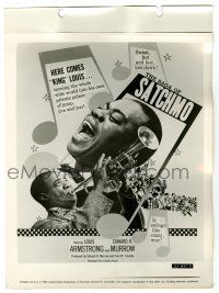 2z785 SATCHMO THE GREAT 8x11 key book still '57 Louis Armstrong playing his trumpet & singing!