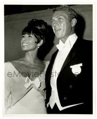 2z851 STEVE McQUEEN 8.25x10 still '60s smiling at the Golden Globes in a tux with wife Neile Adams!