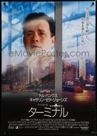 3a349 TERMINAL Japanese 29x41 '04 Tom Hanks, Catherine Zeta-Jones, directed by Steven Spielberg!