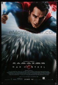 3b472 MAN OF STEEL advance DS 1sh '13 Henry Cavill in the title role as Superman flying!