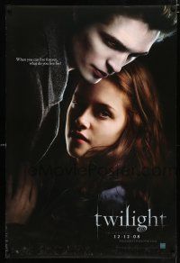 3b776 TWILIGHT teaser DS 1sh '08 c/u of Kristen Stewart & Robert Pattinson, vampire couple!