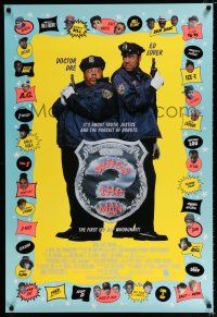 3b820 WHO'S THE MAN 1sh '93 great image of wacky policemen Ed Lover & Doctor Dre!