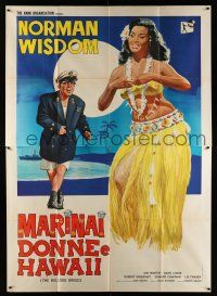 3e011 BULLDOG BREED Italian 2p '60 different art of Norman Wisdom & sexy tropical Hawaiian girl!