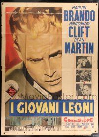 3e116 YOUNG LIONS Italian 2p '58 different Enzo Nistri close up art of Nazi Marlon Brando!