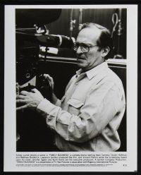 3f513 SIDNEY LUMET 2 candid 8x10 stills '80s with Williams in Prince of the City, Family Business!