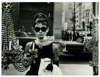 3t301 BREAKFAST AT TIFFANY'S 7.25x9.5 still '61 great close up of Audrey Hepburn w/ shades!