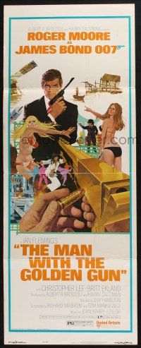 3w632 MAN WITH THE GOLDEN GUN insert '74 art of Roger Moore as James Bond by Robert McGinnis!