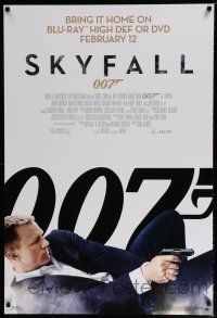 3x800 SKYFALL 27x40 video poster '12 cool c/u of Daniel Craig as James Bond on back shooting gun!