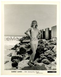 3y187 CAROLE LANDIS 8x10.25 still '40s full-length in swimsuit posing on rocks at the beach!