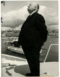 3y058 ALFRED HITCHCOCK French 7.25x9.5 news photo '72 standing on ship at Cannes Film Festival!