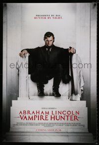 4d028 ABRAHAM LINCOLN: VAMPIRE HUNTER style B int'l advance DS 1sh '12 Walker in statue pose!