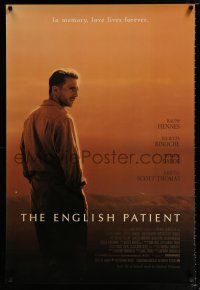 4d235 ENGLISH PATIENT 1sh '97 Ralph Fiennes, in memory, love lives forever, Best Picture Winner!