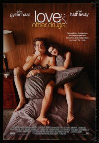 4d465 LOVE & OTHER DRUGS style B int'l DS 1sh '10 Jake Gyllenhaal, Anne Hathaway naked in bed!