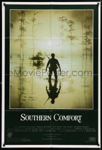 4g078 SOUTHERN COMFORT English 1sh '81 Walter Hill, Keith Carradine, cool image of hunter in swamp!