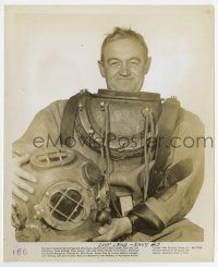 4m318 EASY COME, EASY GO 8.25x10 still '46 close up of Barry Fitzgerald in deep sea diving suit!