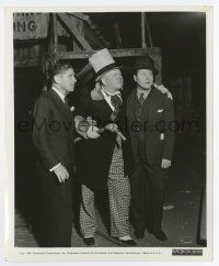 4m687 POPPY candid 8.25x10 still '36 W.C. Fields with director Sutherland & visitor Jack Oakie!
