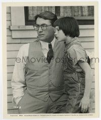 4m833 TO KILL A MOCKINGBIRD 8.25x10 still '62 great c/u of Gregory Peck & Mary Badham as Scout!