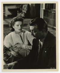 4m850 UNDERCURRENT deluxe 8.25x10 still '46 Katharine Hepburn meets Robert Mitchum for the 1st time