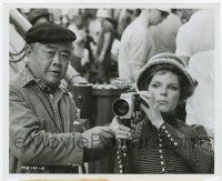 4m623 MOLLY MAGUIRES 8.25x10 still '70 cinematographer James Wong Howe helps Samantha Eggar film!