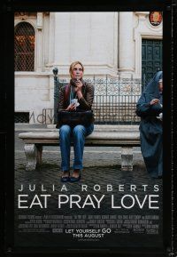 4r218 EAT PRAY LOVE advance DS 1sh '10 Ryan Murphy directed, cool image of Julia Roberts on bench!