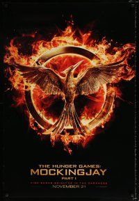 4r366 HUNGER GAMES: MOCKINGJAY - PART 1 logo teaser DS 1sh '14 fire burns brighter in the darkness!