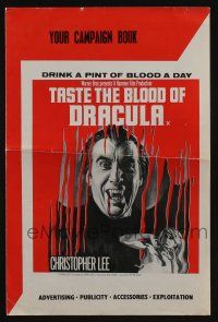 4s307 TASTE THE BLOOD OF DRACULA English pressbook '70 c/u of vampire Christopher Lee showing fangs!