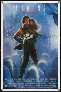 4t024 ALIENS 1sh '86 James Cameron, Sigourney Weaver as Ripley, this time it's war!