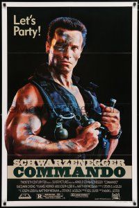 4t147 COMMANDO 1sh '85 cool image of Arnold Schwarzenegger in camo, let's party!