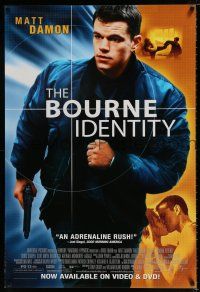 4z683 BOURNE IDENTITY 27x40 video poster '02 cool image of Matt Damon as the perfect weapon!