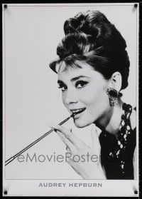 4z575 AUDREY HEPBURN 24x34 English commercial poster '95 wonderful smoking close up of the actress