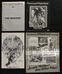 5a099 LOT OF 30 UNCUT PRESSBOOKS '50s-70s great advertising images from a variety of movies!