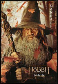 5b018 HOBBIT: AN UNEXPECTED JOURNEY teaser DS Singapore '12 cool image of Ian McKellen as Gandalf!
