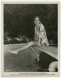 5d399 GRACE KELLY 8x10.25 still '54 smiling close up sitting on diving board over swimming pool!