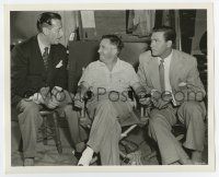 5d564 LOVELY TO LOOK AT candid deluxe 8.25x10 still '52 Howard Keel w/ director & designer on set!