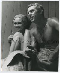5d898 THOMAS CROWN AFFAIR 8.25x10 still '68 Steve McQueen & sexy Faye Dunaway naked in sauna!