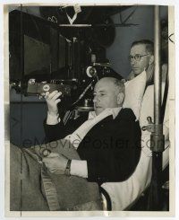 5d938 UNION PACIFIC candid 8x10 still '39 Cecil B. DeMille directs on his stretcher by Richardson