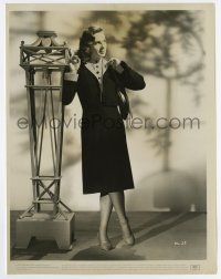 5d950 VIVECA LINDFORS 8x10.25 still '46 full-length in striped wool jersey signed by Warner Bros!