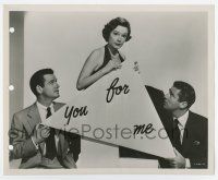 5d992 YOU FOR ME candid 8.25x10 still '52 posed portrait of Jane Greer, Peter Lawford & Gig Young!
