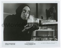 5d995 YOUNG FRANKENSTEIN 8x10.25 still '74 best c/u of Marty Feldman as Igor with brain in jar!